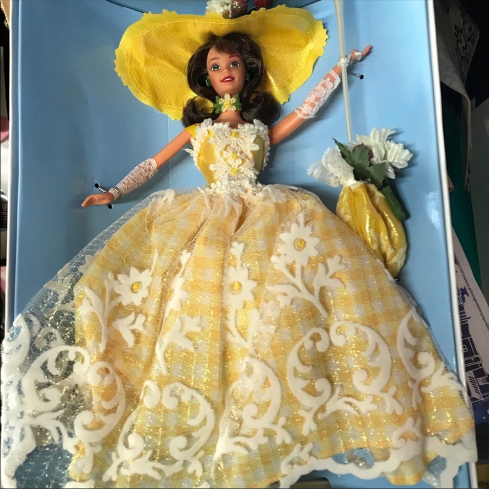 Summer Splendor Barbie - Picture 2 of 2